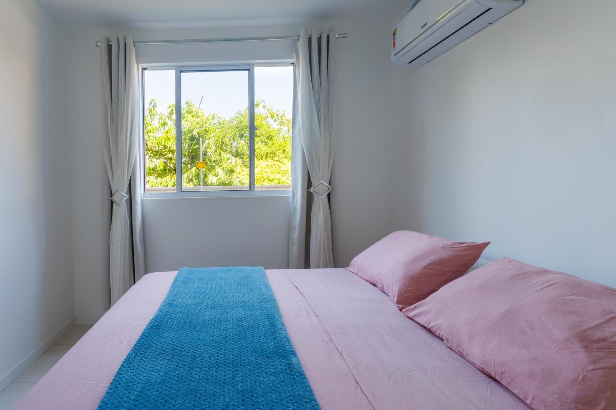 A150 M Da Com Sacada, Wi-fi, Piscina, Portaria 24h, Playground E Vaga De Garagem *