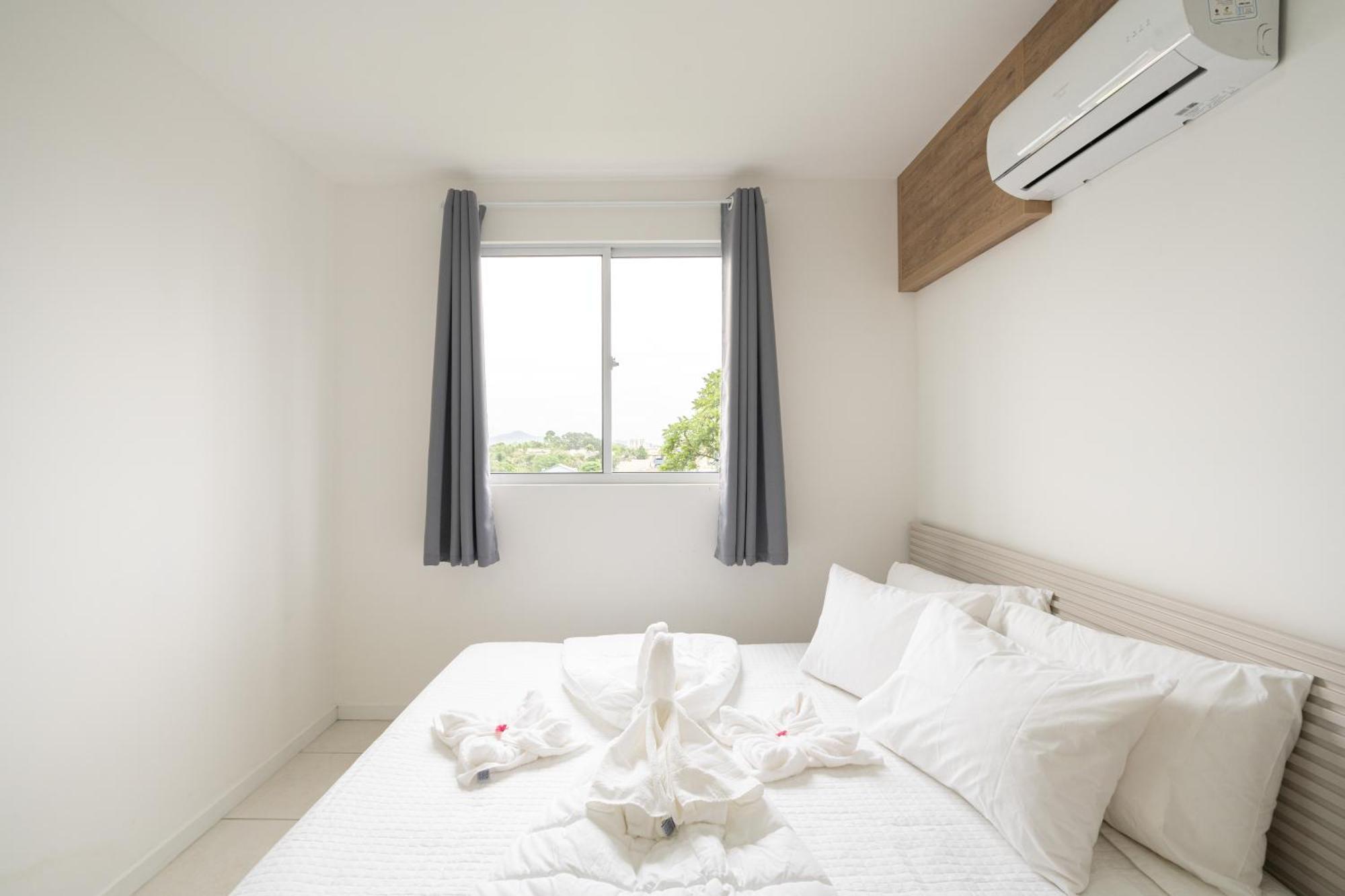 Apartment A150 M Da Com Sacada, Wi-fi, Piscina, Portaria 24h, Playground E Vaga De Garagem Picarras