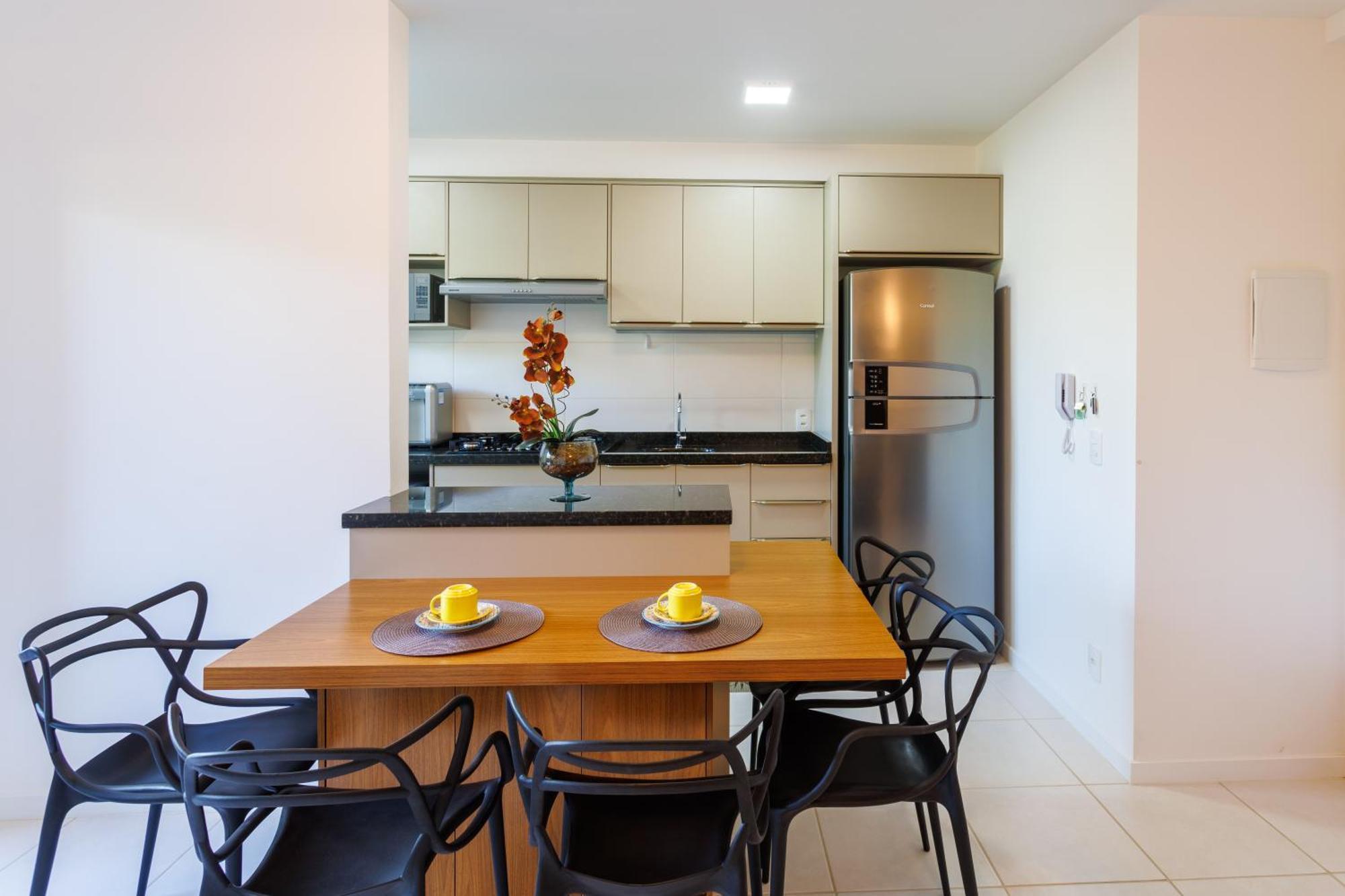 A150 M Da Com Sacada, Wi-fi, Piscina, Portaria 24h, Playground E Vaga De Garagem Picarras